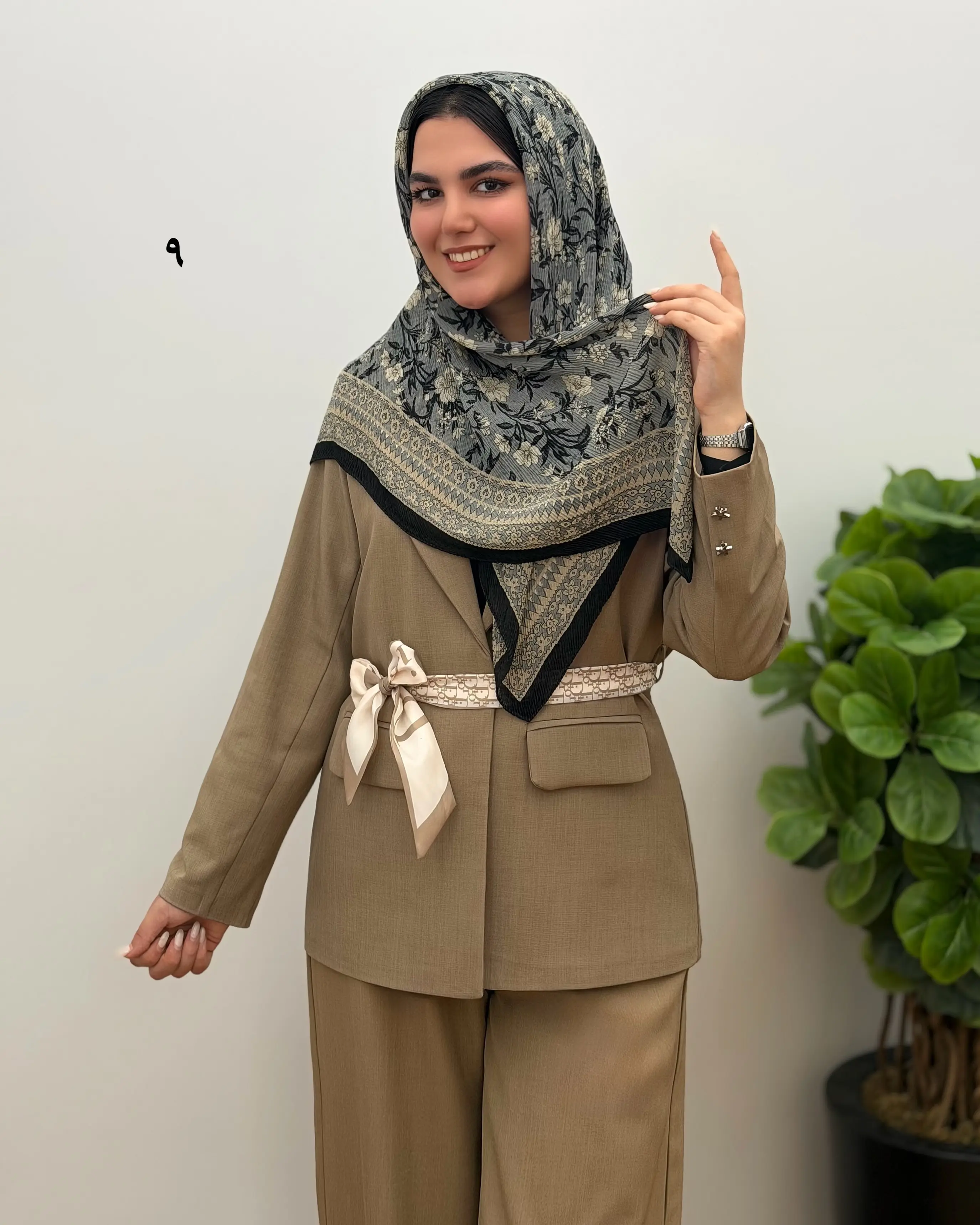 روسری پلیسه نخی مدل شانا